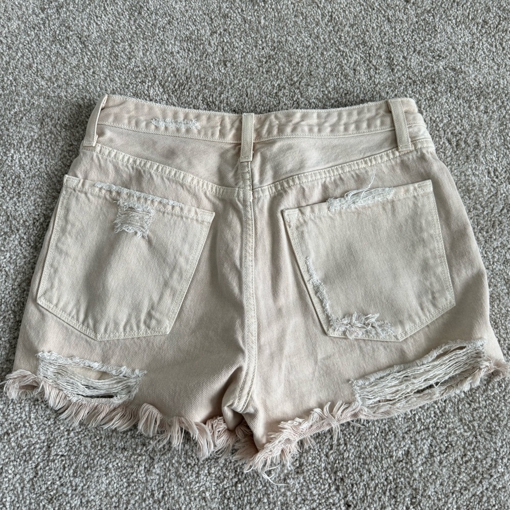 J Brand x Revolve High Rise Cut Off Short in Coquette Wash - Picture 4 of 8
